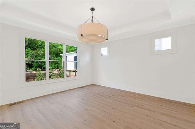10908 Woodstock Road, Roswell, GA 30075