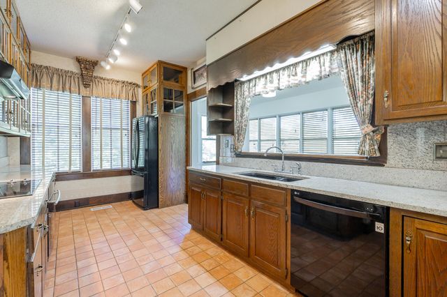 301 Mcfarland Road, Lookout Mountain, GA 30750