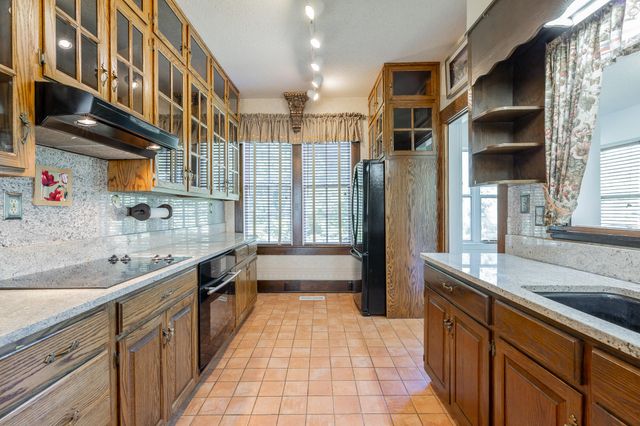 301 Mcfarland Road, Lookout Mountain, GA 30750