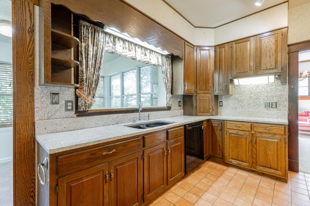 301 Mcfarland Road, Lookout Mountain, GA 30750