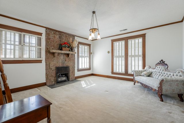 301 Mcfarland Road, Lookout Mountain, GA 30750
