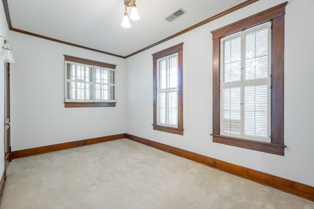 301 Mcfarland Road, Lookout Mountain, GA 30750