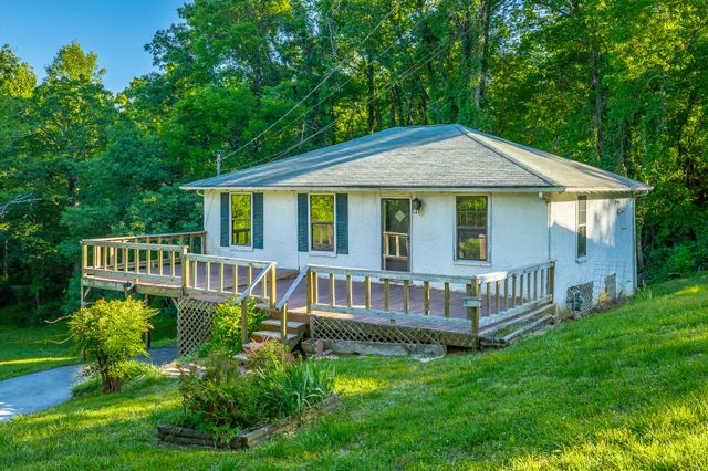 301 Mcfarland Road, Lookout Mountain, GA 30750