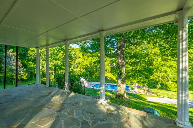 301 Mcfarland Road, Lookout Mountain, GA 30750