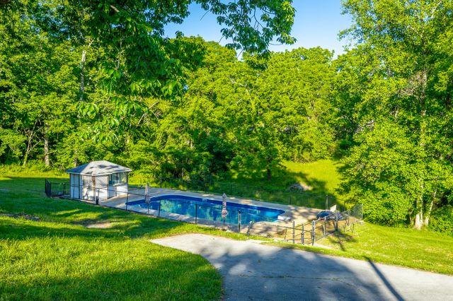 301 Mcfarland Road, Lookout Mountain, GA 30750
