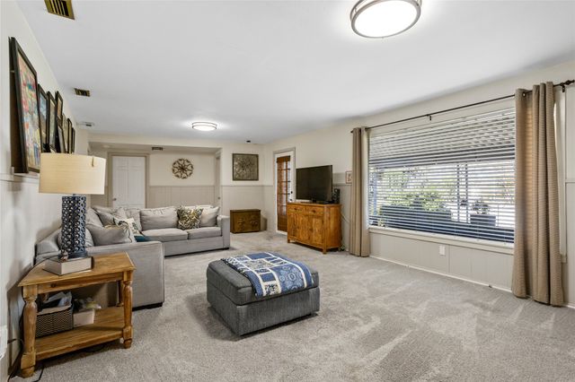 1415 Bluebonnet Drive, Fort Worth, TX 76111