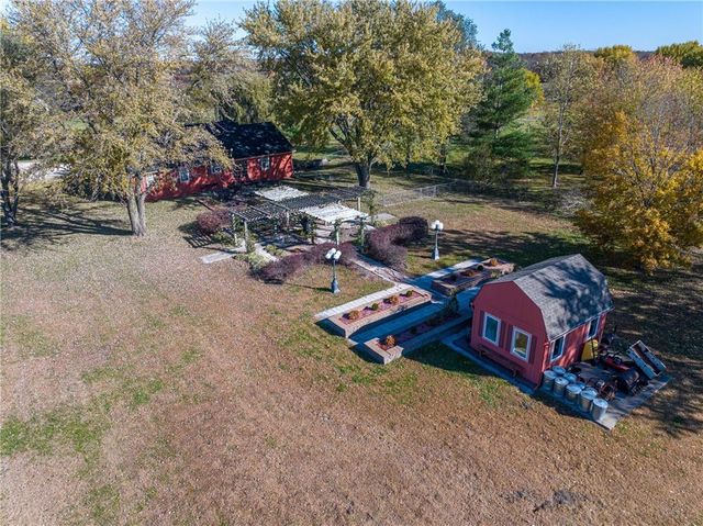1250 NW 450th Road, Holden, MO 64040