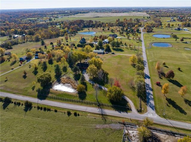 1250 NW 450th Road, Holden, MO 64040