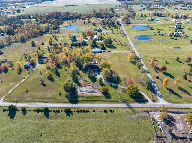 1250 NW 450th Road, Holden, MO 64040