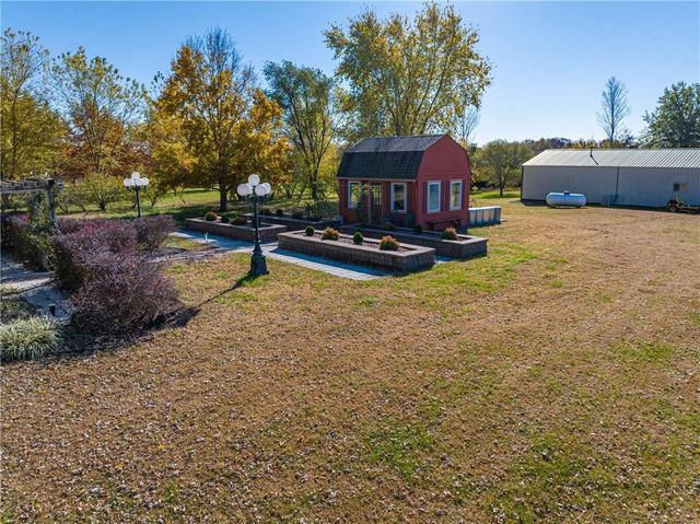 1250 NW 450th Road, Holden, MO 64040