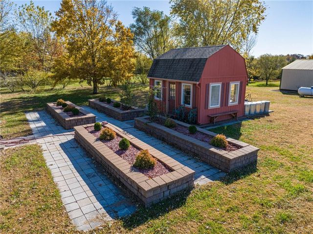 1250 NW 450th Road, Holden, MO 64040