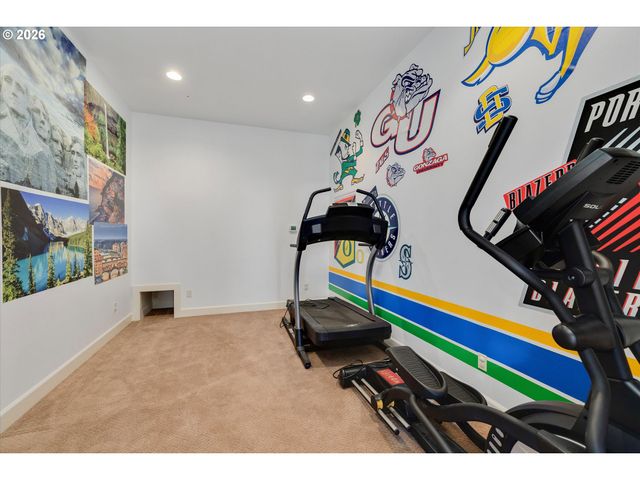 12492 Se 155TH Ave, Happy Valley, OR 97086