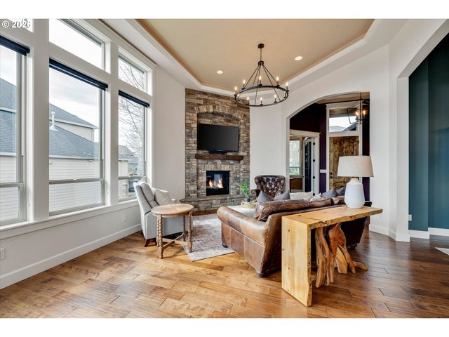 12492 Se 155TH Ave, Happy Valley, OR 97086