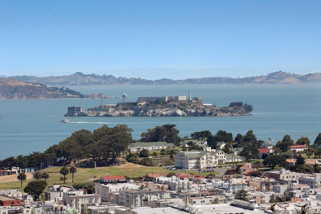 2200 Pacific Avenue 1B, San Francisco, CA 94115