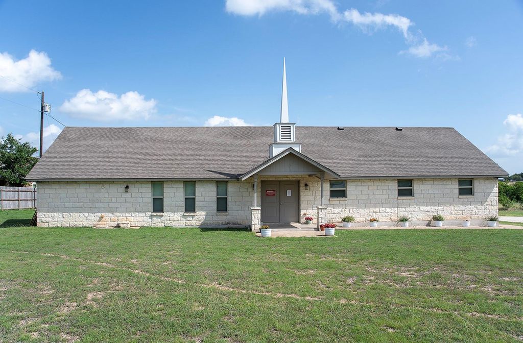 150 W Fm 487, Jarrell, TX 76537