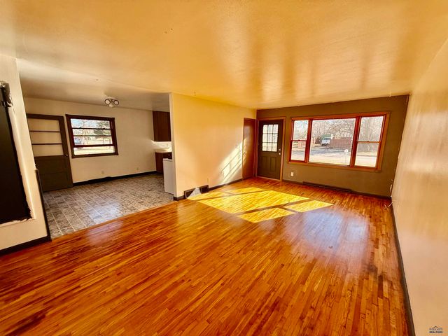 1218 E FRANKLIN, Rapid City, SD 57701