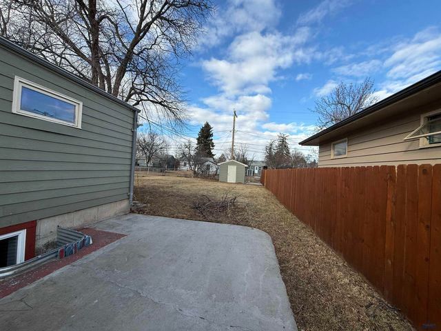 1218 E FRANKLIN, Rapid City, SD 57701
