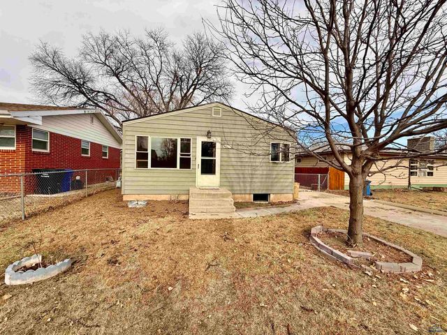 1218 E FRANKLIN, Rapid City, SD 57701