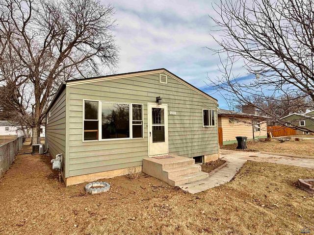 1218 E FRANKLIN, Rapid City, SD 57701