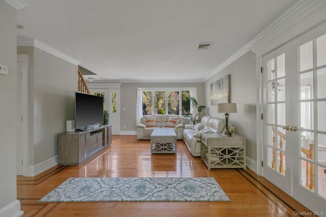 211 2nd Street, Saint James, NY 11780