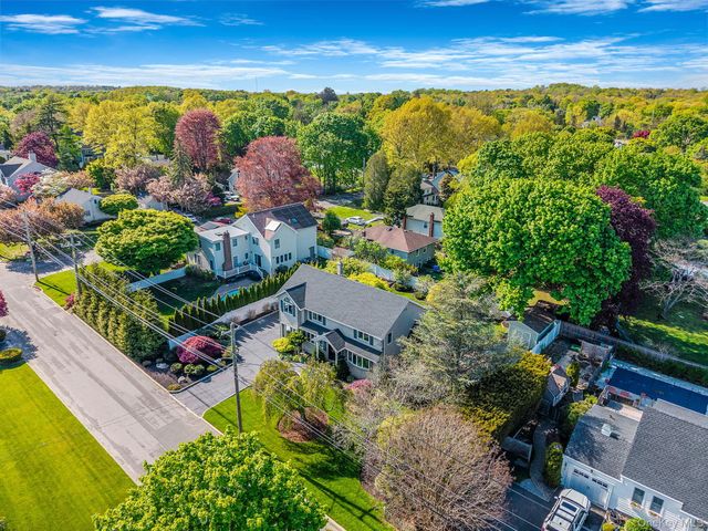 211 2nd Street, Saint James, NY 11780