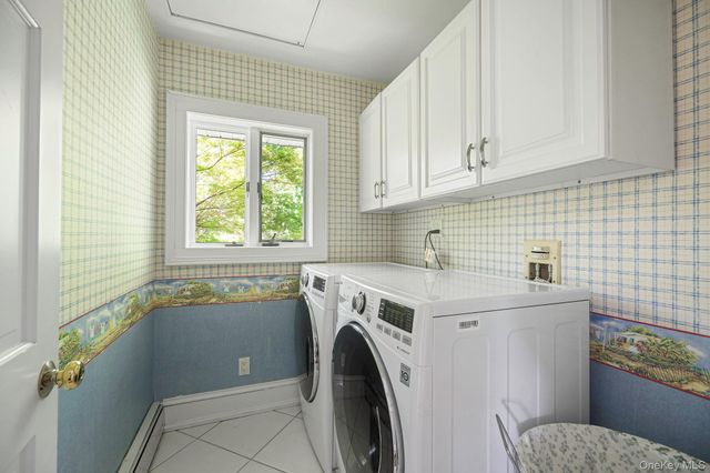 211 2nd Street, Saint James, NY 11780