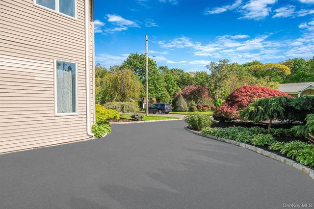 211 2nd Street, Saint James, NY 11780