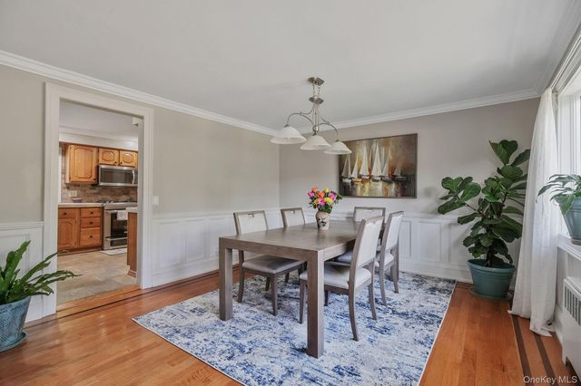 211 2nd Street, Saint James, NY 11780