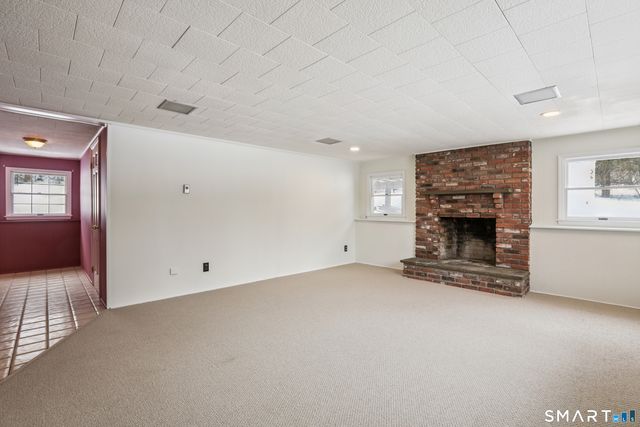 3 Douglas Drive, Danbury, CT 06811