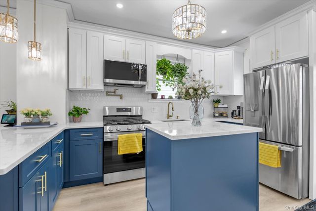 101-12 108 Street, Richmond Hill, NY 11419