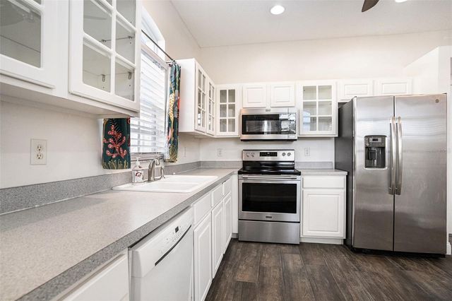 10110 BELLEVILLE PLACE, Tampa, FL 33624