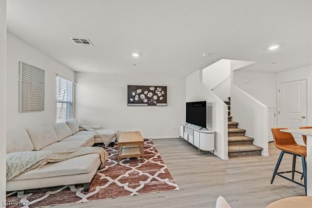 4972 Apple Mesa Avenue, Las Vegas, NV 89139