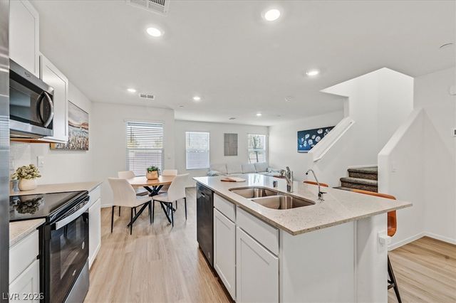 4972 Apple Mesa Avenue, Las Vegas, NV 89139