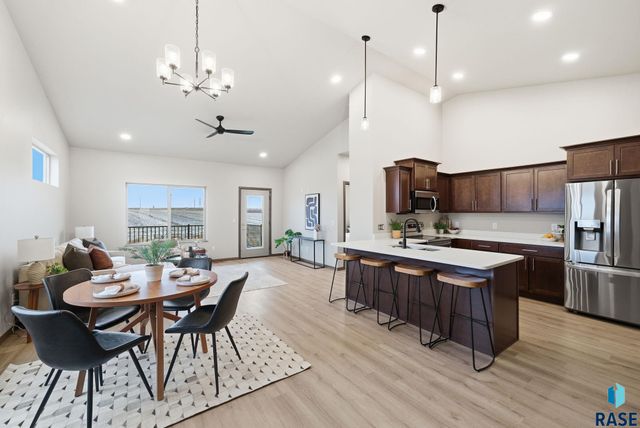 2816 E Hazelnut St Street, Brandon, SD 57005