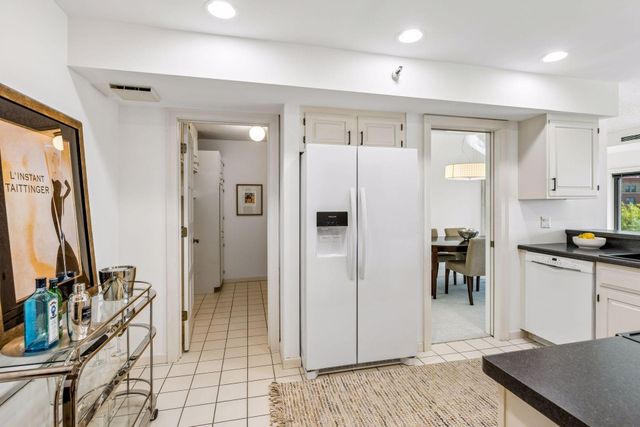 1201 Yale Place 407, Minneapolis, MN 55403