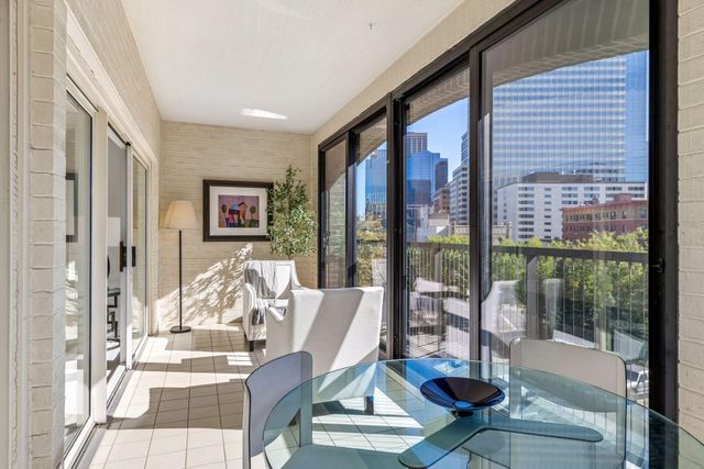 1201 Yale Place 407, Minneapolis, MN 55403
