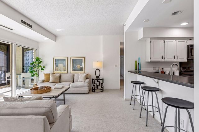 1201 Yale Place 407, Minneapolis, MN 55403