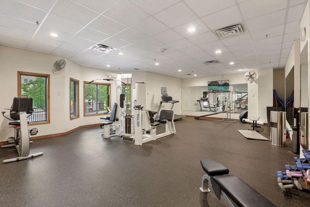 1201 Yale Place 407, Minneapolis, MN 55403