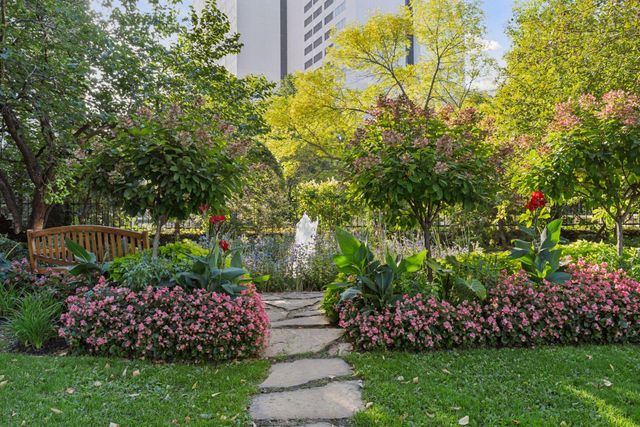 1201 Yale Place 407, Minneapolis, MN 55403