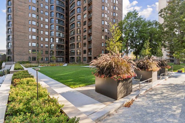 1201 Yale Place 407, Minneapolis, MN 55403