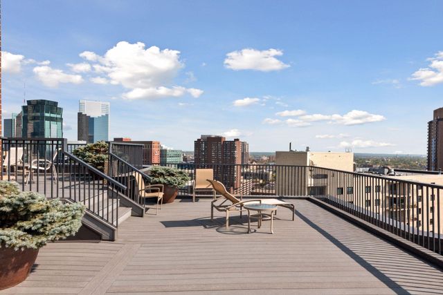 1201 Yale Place 407, Minneapolis, MN 55403