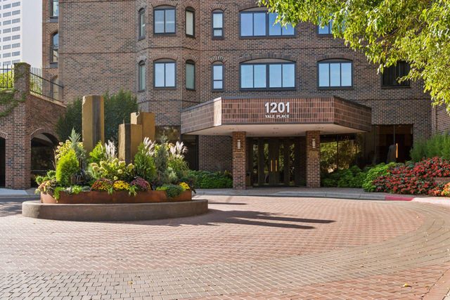 1201 Yale Place 407, Minneapolis, MN 55403
