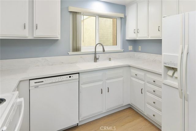 2386 Via Mariposa W 2B, Laguna Woods, CA 92637