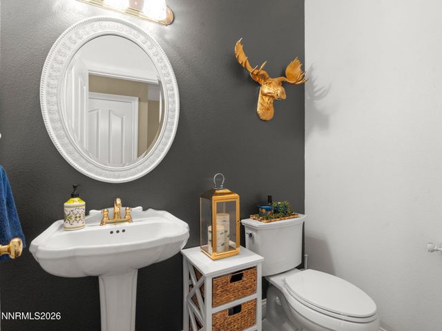 1666 Dogleg Road, Carson City, NV 89701