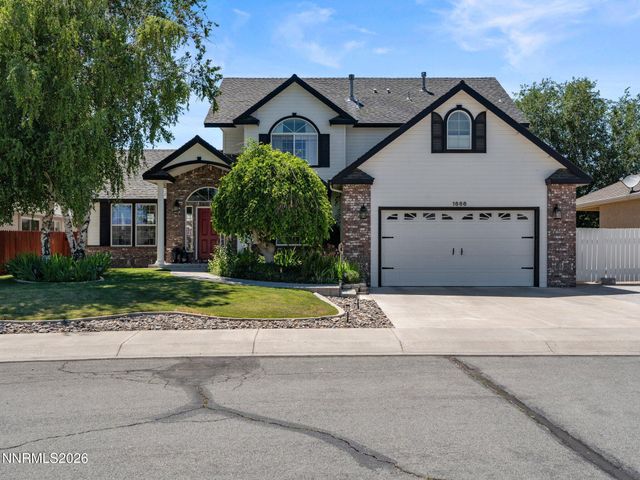 1666 Dogleg Road, Carson City, NV 89701
