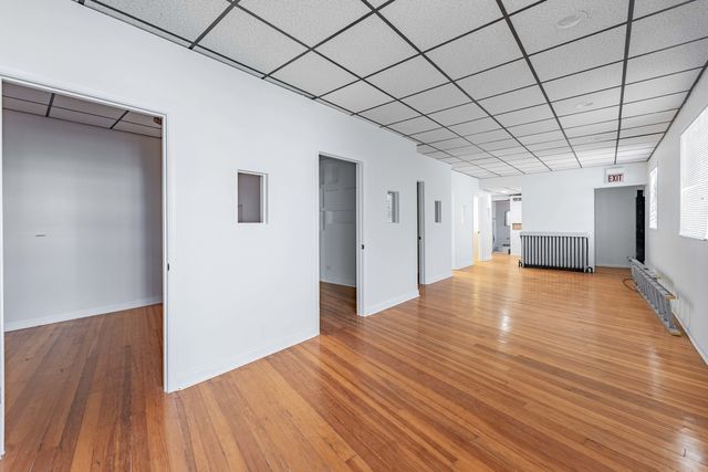 4276 S Archer Avenue, Chicago, IL 60632