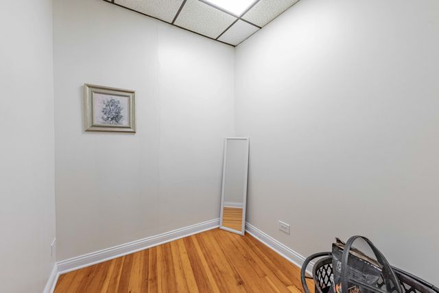 4276 S Archer Avenue, Chicago, IL 60632