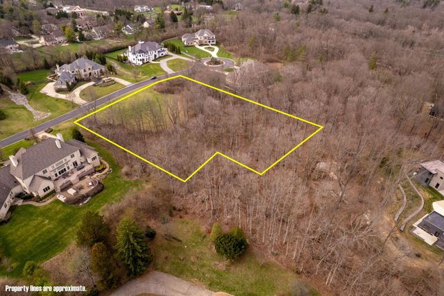 5164 Riverway Run, Powell, OH 43065