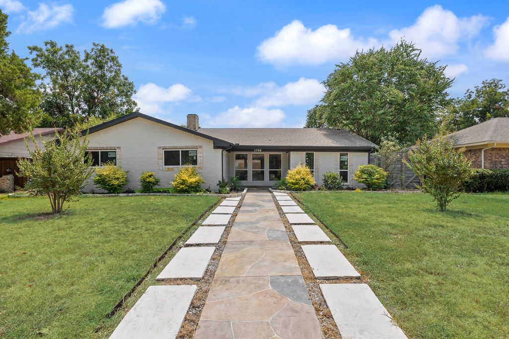 1702 Baltimore Drive, Richardson, TX 75081
