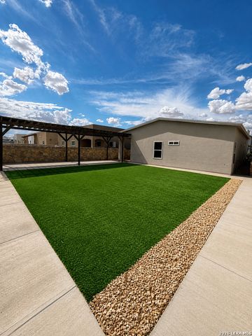 14360 ANGEL D GARCIA CT, El Paso, TX 79938